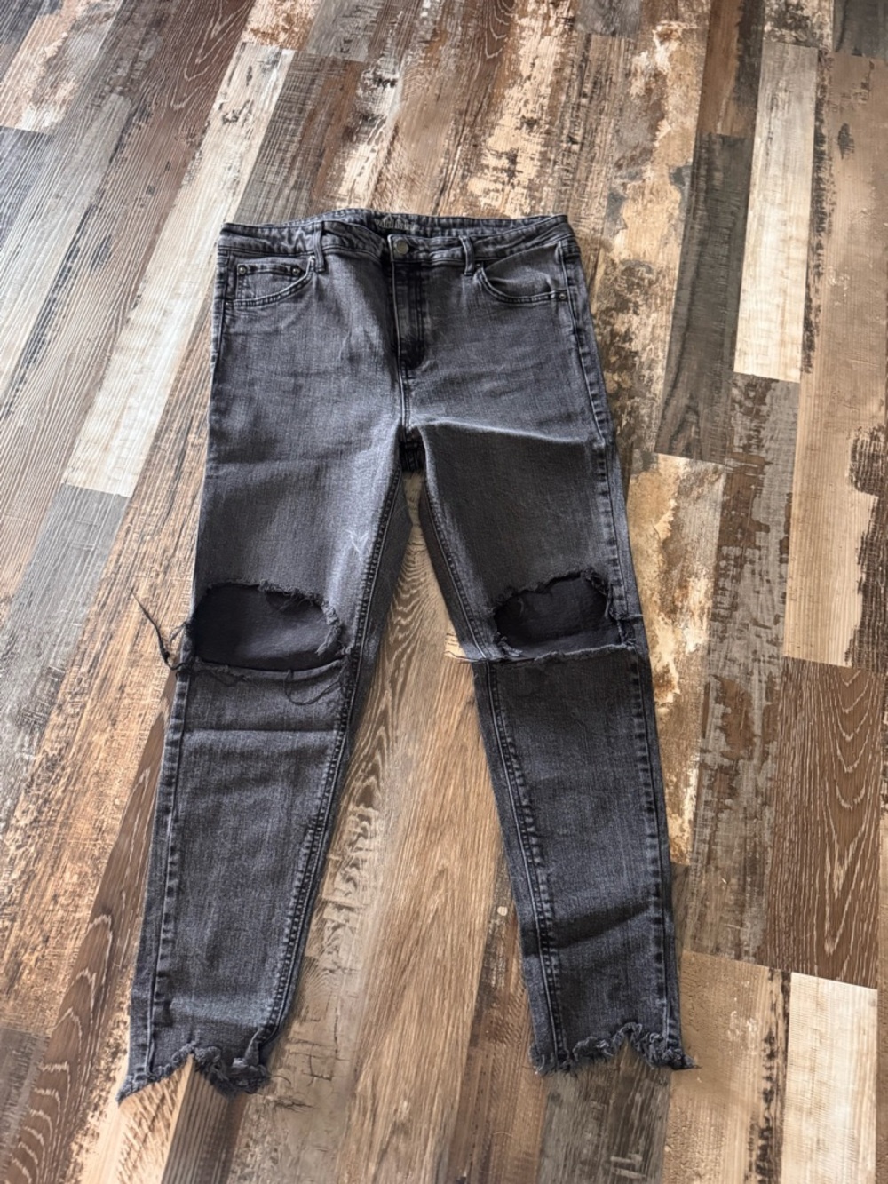 wild fable Black Skinny Jeans with Distressed Knees